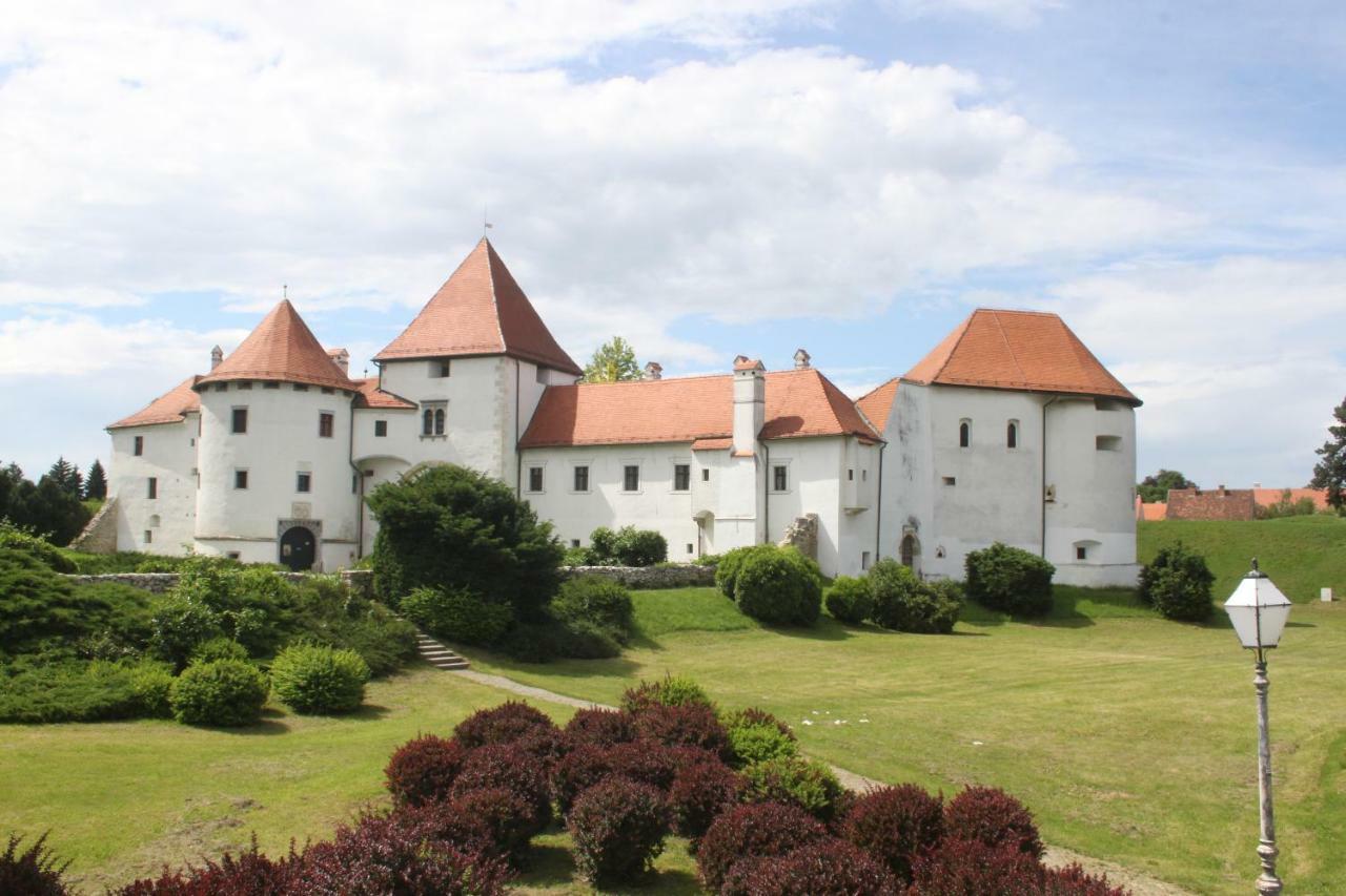 Apartman Korzo Varazdin Exterior photo